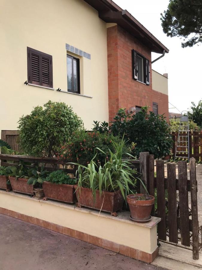 Mirella'S House Viaverona Ardea Exterior foto